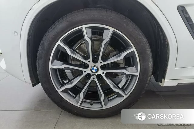 BMW X3 2021 Белый из Китая, фото 2