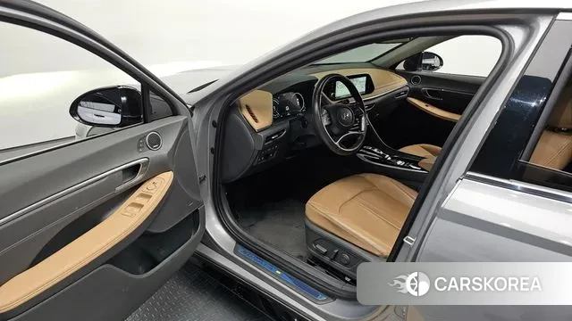 Hyundai Sonata (DN8) 2022 Серебряный из Кореи, фото 2