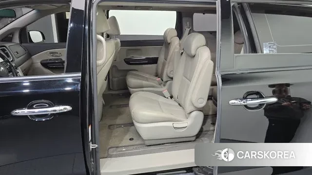 Kia The New Carnival 2020 Черный из Кореи, фото 2