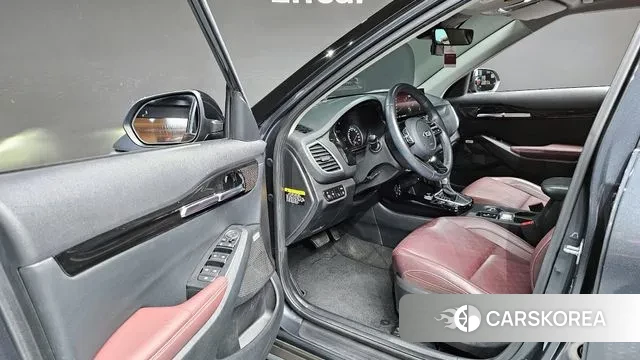 Kia Seltos 2020 Серый из Кореи, фото 2