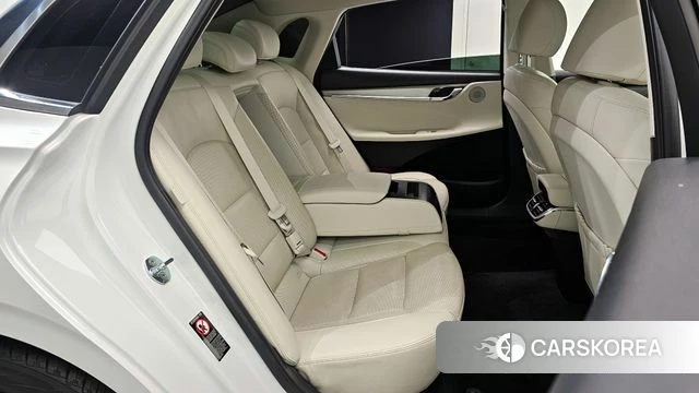 Hyundai The New Grandeur IG Hybrid 2022 Белый из Кореи, фото 2