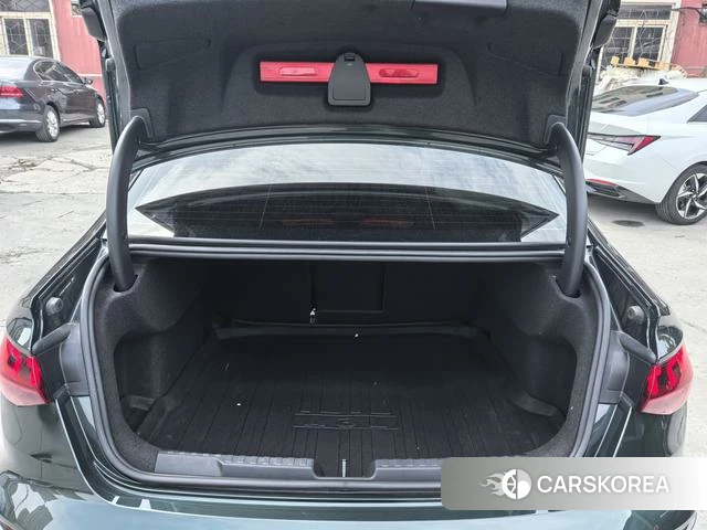 Audi A3 2023 Зеленый из Китая, фото 2