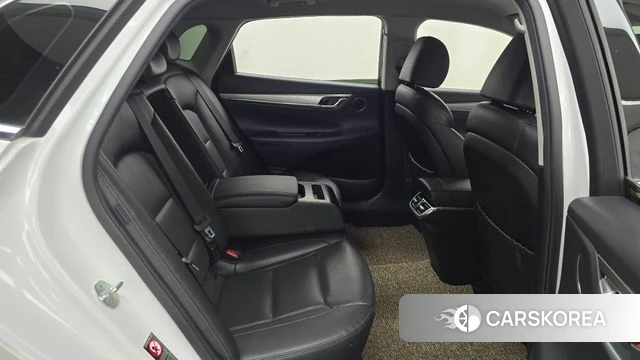 Hyundai The New Grandeur IG Hybrid 2021 Белый из Кореи, фото 2