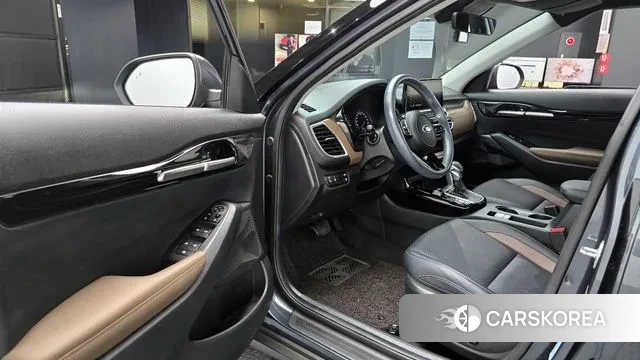 Kia Seltos 2020 Серый из Кореи, фото 2