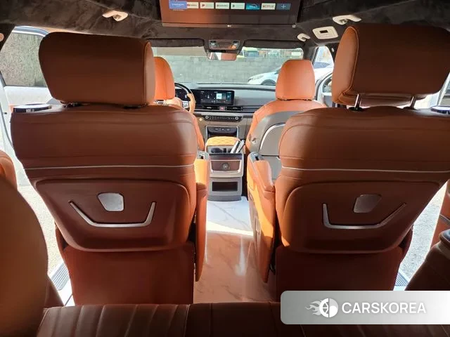 Kia The New Carnival 4th Generation 2024 Светло-серебряный цвет из Кореи, фото 2