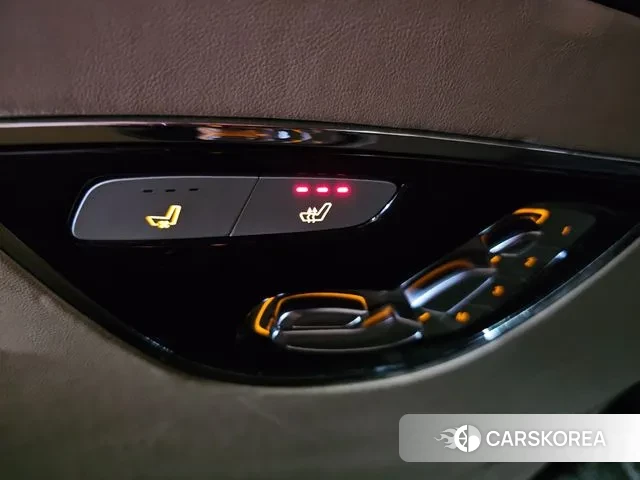 Cadillac Escalade 2018 Белый из Кореи, фото 2