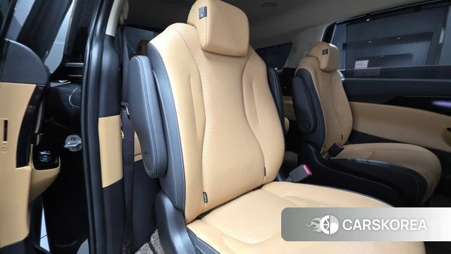 Kia Carnival 4th generation 2022 Черный из Кореи, фото 2