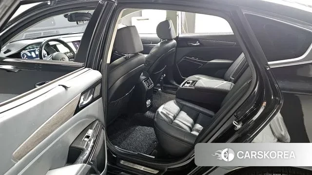 Kia K7 Premier 2019 Черный из Кореи, фото 2