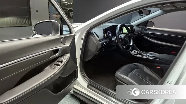 Hyundai Sonata Hybrid (DN8) 2021 Белый из Кореи, фото 2