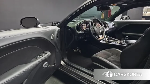 Dodge Challenger 2021 Серый из Кореи, фото 2