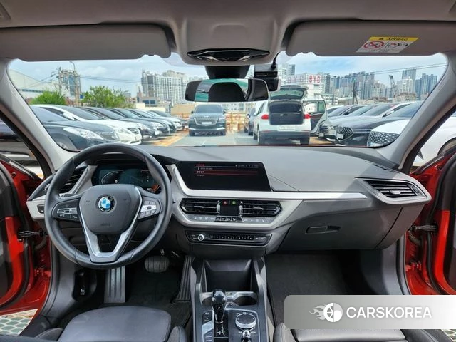 BMW 1 Series (F40) 2020 Красный из Кореи, фото 2
