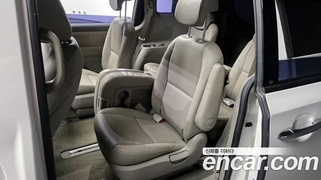 Kia All New Carnival 2018 Белый из Кореи, фото 2