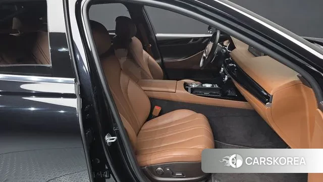 Genesis G80 (RG3) 2022 Черный из Кореи, фото 2