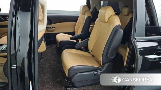 Kia Carnival 4th generation 2022 Черный из Кореи, фото 2