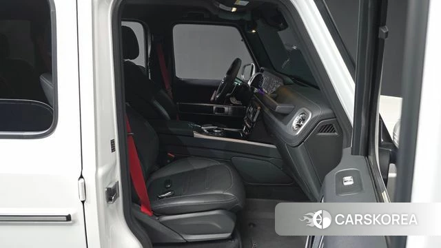 Mercedes-Benz G-Class W463b 2023 Белый из Кореи, фото 2