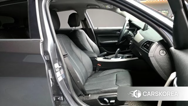 BMW 1 Series (F20) 2018 Серый из Кореи, фото 2