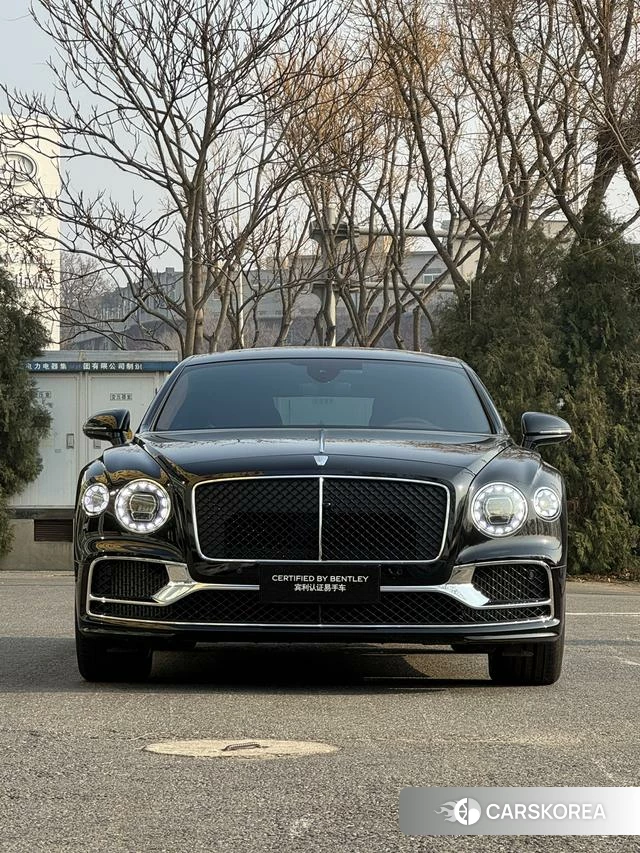 Bentley Flying 2024 Черный из Китая, фото 2