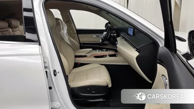 Genesis GV70 2021 Белый из Кореи, фото 2