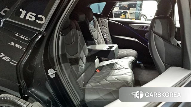BMW XM (G09) 2024 Черный из Кореи, фото 2