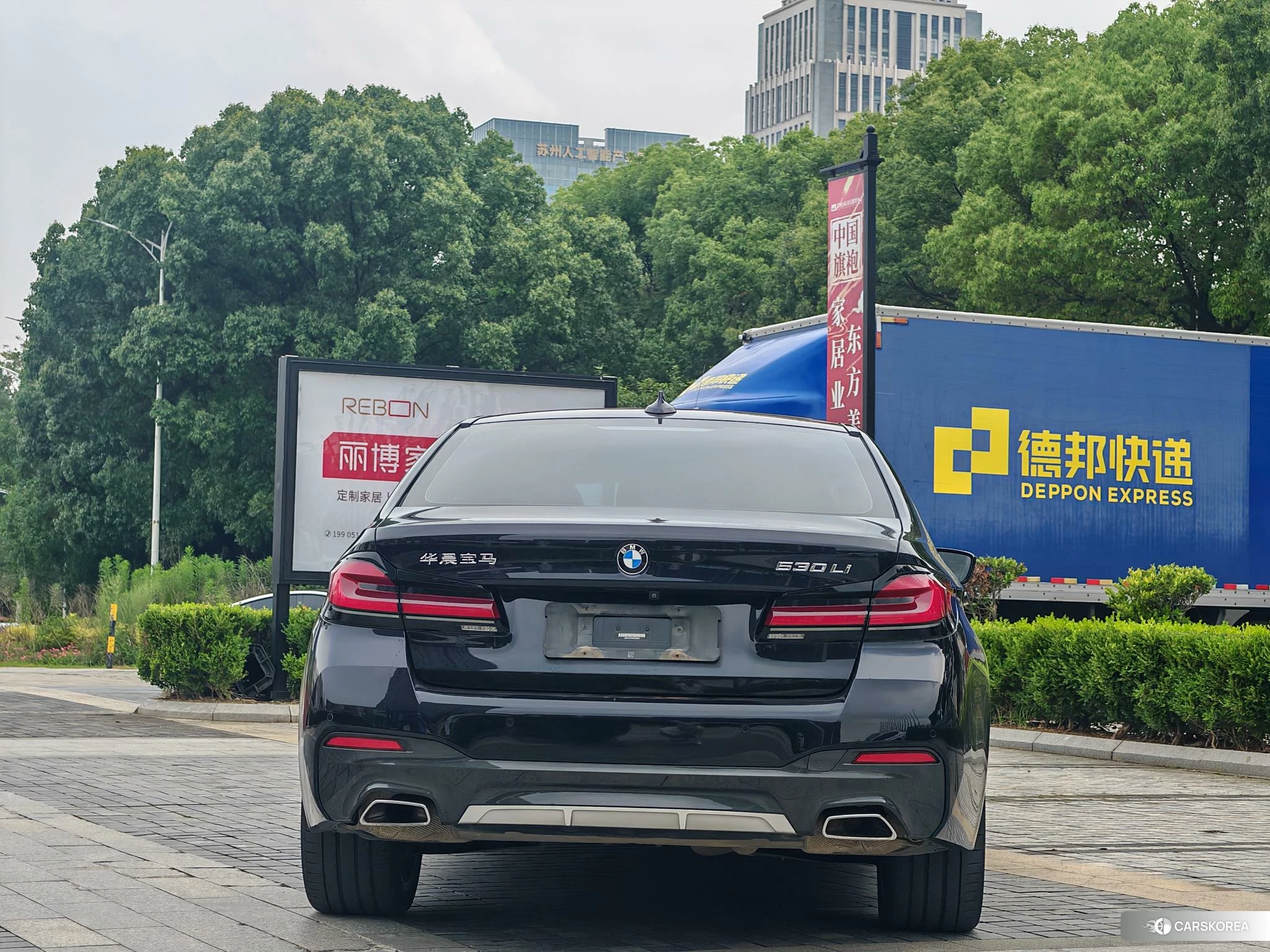 BMW 5 series 2021 Черный из Китая, фото 2