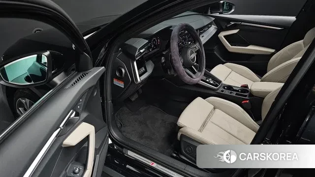 Audi A3 (8Y) 2023 Черный из Кореи, фото 2