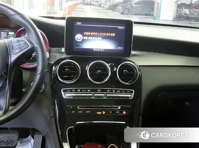 Mercedes-Benz GLC-Class X253 2018 Белый из Кореи, фото 2