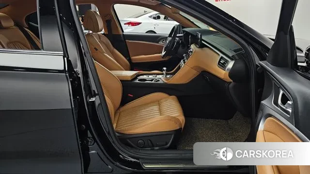 Genesis The New G70 2021 Черный из Кореи, фото 2