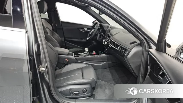 Audi A4 (B9) 2021 Серый из Кореи, фото 2