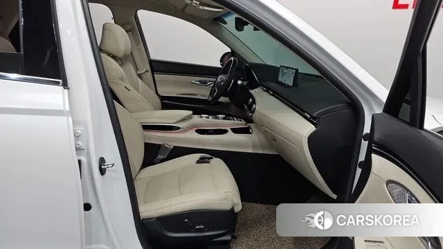 Genesis GV70 2021 Белый из Кореи, фото 2