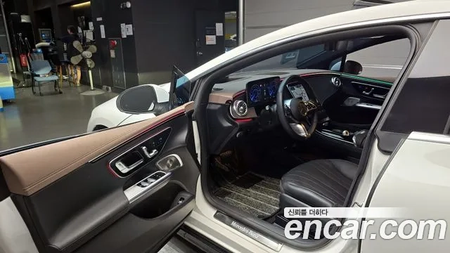 Mercedes-Benz EQE V295 2023 Белый из Кореи, фото 2