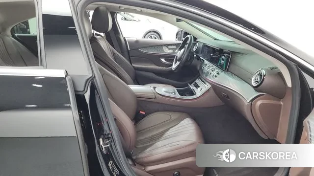 Mercedes-Benz CLS-Class C257 2021 Черный из Кореи, фото 2