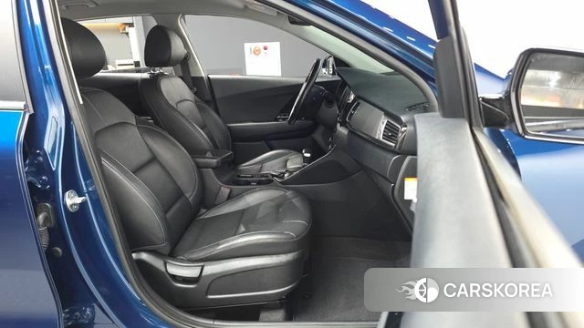 Kia Niro 2018 Синий из Кореи, фото 2