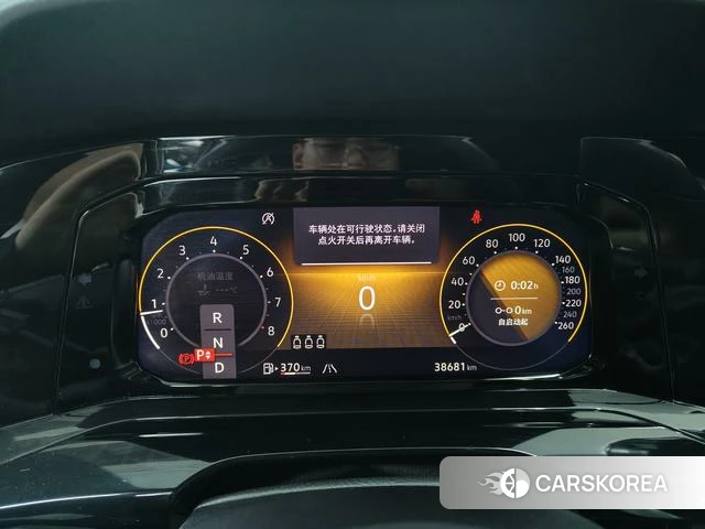 Volkswagen Golf 2023 Темно-серый из Китая, фото 2
