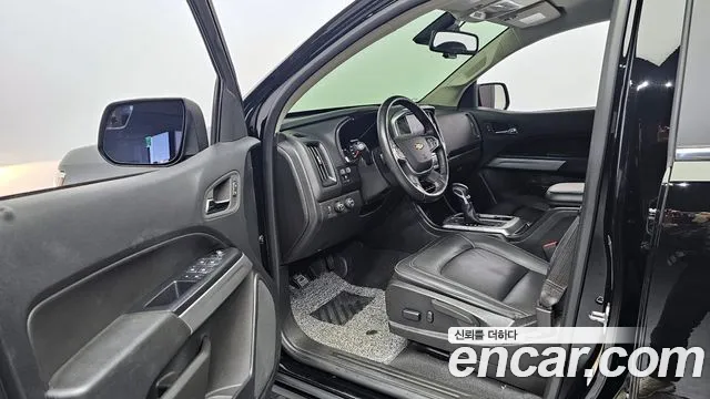 Chevrolet (GM Daewoo) Real New Colorado 2022 Черный из Кореи, фото 2