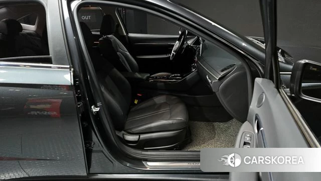 Hyundai Sonata (DN8) 2021 Серый из Кореи, фото 2