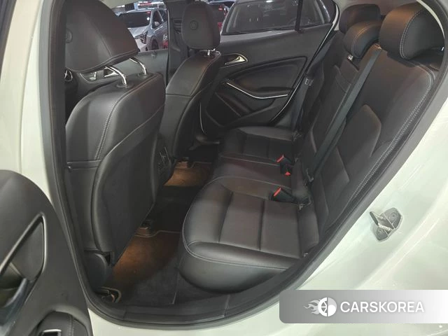 Mercedes-Benz GLA-Class X156 2018 Белый из Кореи, фото 2