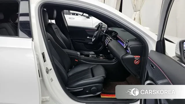 Mercedes-Benz A-Class W177 2021 Белый из Кореи, фото 2