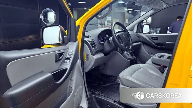 Hyundai The New Grand Starex 2018 Желтый из Кореи, фото 2