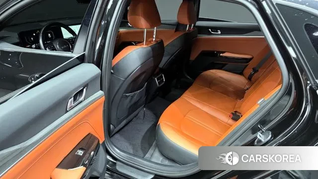 Kia The New K5 3rd generation 2023 Черный из Кореи, фото 2