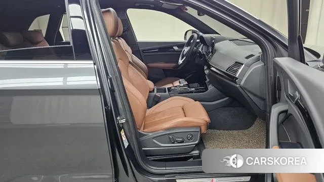 Audi Q5 (FY) 2022 Серый из Кореи, фото 2