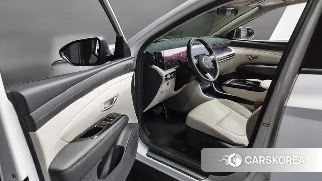 Hyundai The New Tucson Hybrid (NX4) 2024 Белый из Кореи, фото 2