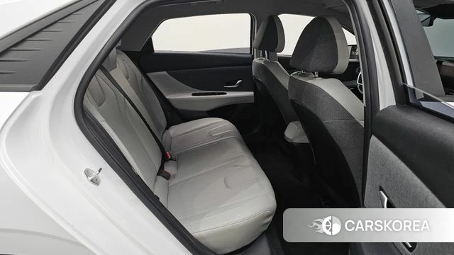 Hyundai Avante (CN7) 2022 Белый из Кореи, фото 2