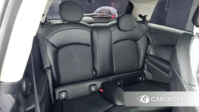 Mini Cooper D 2018 Красный из Кореи, фото 2