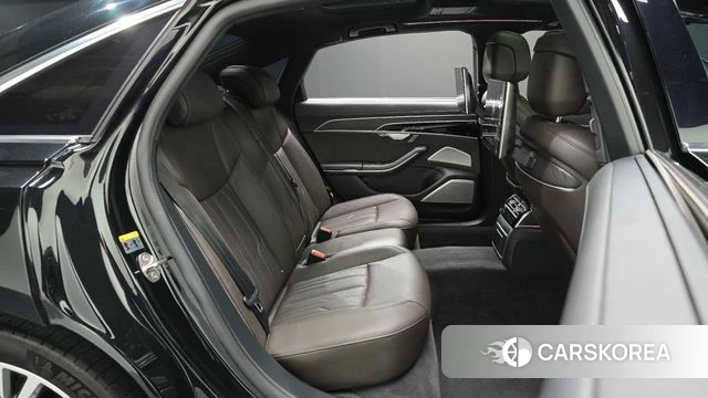 Audi A8 (D5) 2022 Черный из Кореи, фото 2