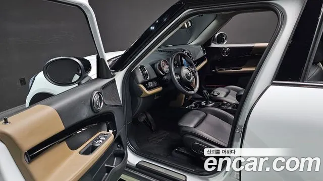 Mini Cooper D Countryman id 2664024 из Кореи 2