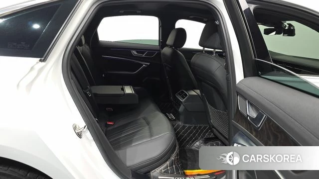 Audi A6 (C8) 2019 Белый из Кореи, фото 2