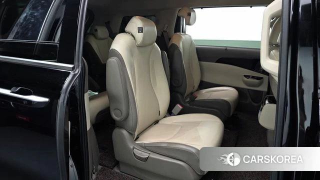 Kia Carnival 4th generation 2021 Черный из Кореи, фото 2