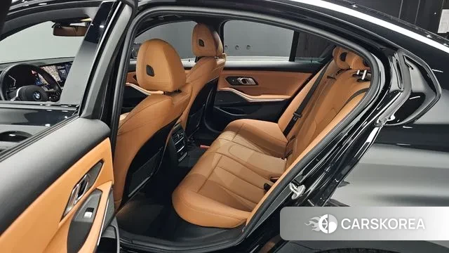 BMW 3 Series (G20) 2023 Черный из Кореи, фото 2