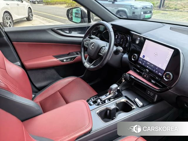 Lexus NX 2022 Серебристо-серый из Китая, фото 2