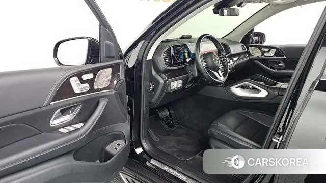 Mercedes-Benz GLE-Class W167 2023 Черный из Кореи, фото 2